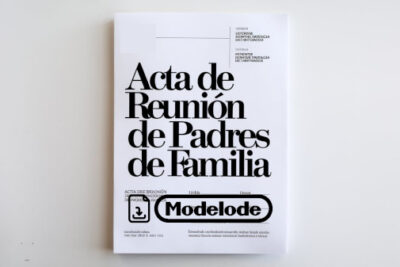 Modelo de acta de reunión de padres de familia en Word